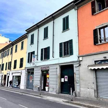 Prestige Duomo Apartment - Lake Como Bagian luar foto